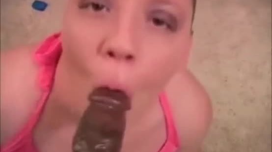 Latina slut enjoys taking a big black dick on the border